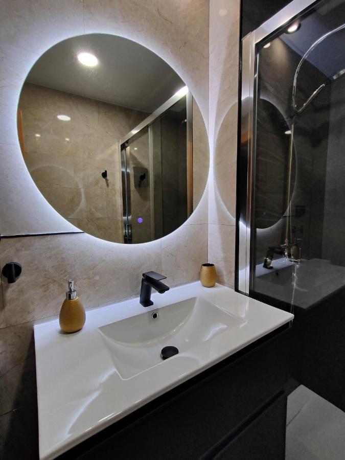 Budha Luxury Apartment Centro Historico De Málaga Dış mekan fotoğraf